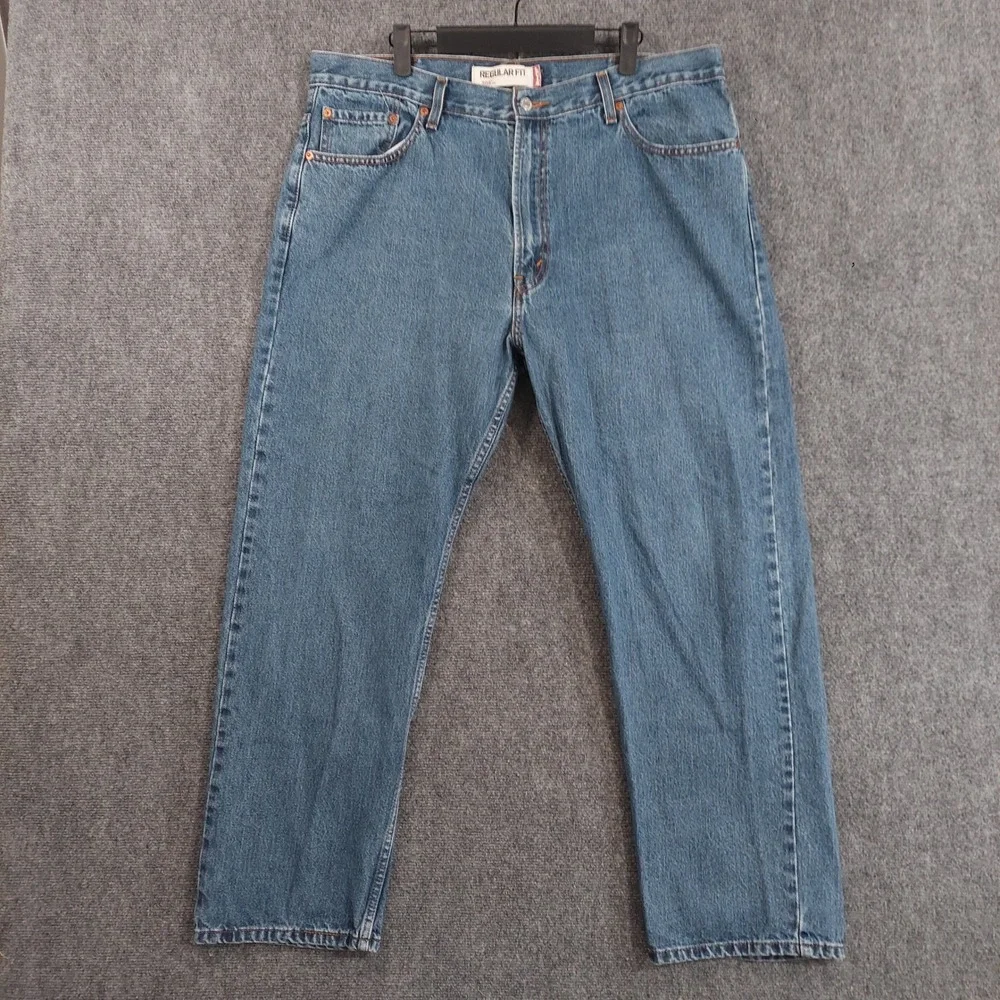 Vintage Levi's 505 Regular Fit Jeans Men 40x30 Blue Straight Leg Denim Pants Y2K